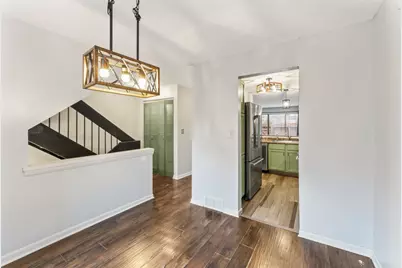 1609 Waxwing Court, Schaumburg, IL 60173 - Photo 9