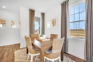 273 Canal Dr, Saint Charles, IL 60174 - Photo 7