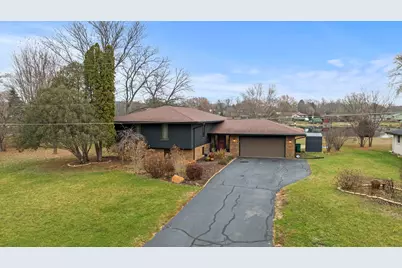 [Address not provided], Rockford, IL 61101 - Photo 3