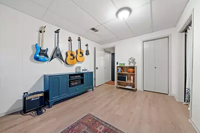 [Address not provided], Rockford, IL 61101 - Photo 33