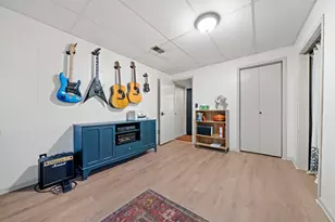 [Address not provided], Rockford, IL 61101 - Photo 33