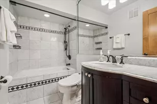 1240 N Lake Shore Dr, Chicago, IL 60610 - Photo 15