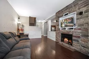 37 Heather Glen Dr, Aurora, IL 60504 - Photo 3