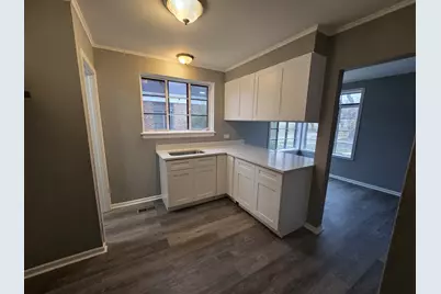 14535 Dobson Avenue, Dolton, IL 60419 - Photo 9