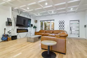 943 N Central Park Ave, Chicago, IL 60651 - Photo 5