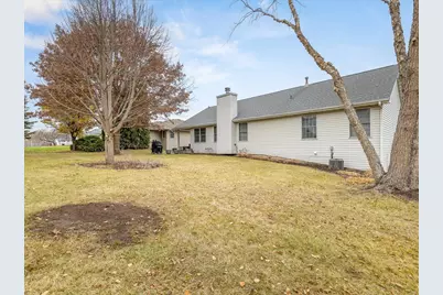 919 Gregory Way, Winnebago, IL 61088 - Photo 35