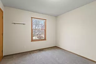 919 Gregory Way, Winnebago, IL 61088 - Photo 19