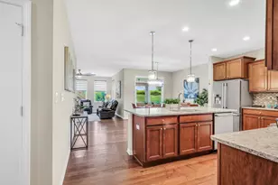 6296 Doral Dr, Gurnee, IL 60031 - Photo 11