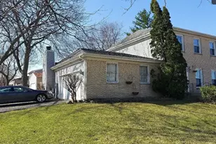 848 Birchbark Trail, Carol Stream, IL 60188 - Photo 13