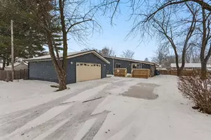 706 Madison St, Monticello, IL 61856 - Photo 31