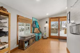 706 Madison St, Monticello, IL 61856 - Photo 19