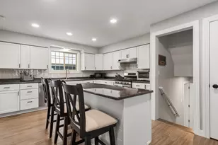 706 Madison St, Monticello, IL 61856 - Photo 7