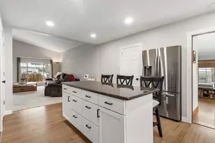 706 Madison St, Monticello, IL 61856 - Photo 9