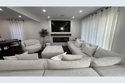 1739 N 24th Avenue, Melrose Park, IL 60160 - Photo 5