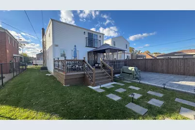 1739 N 24th Avenue, Melrose Park, IL 60160 - Photo 37