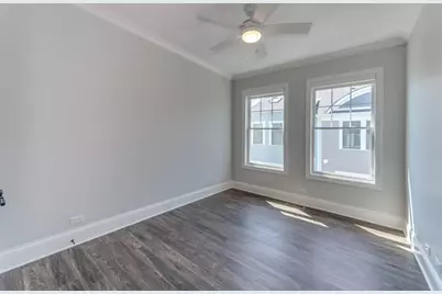 [Address not provided], Elmhurst, IL 60126 - Photo 11