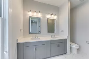 [Address not provided], Elmhurst, IL 60126 - Photo 13