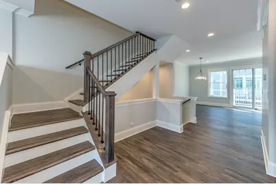 [Address not provided], Elmhurst, IL 60126 - Photo 9