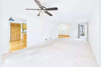 236 Shadowbend Drive, Wheeling, IL 60090 - Photo 13