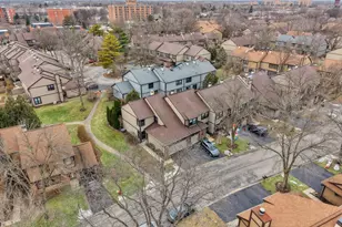 236 Shadow Bend Dr, Wheeling, IL 60090 - Photo 37