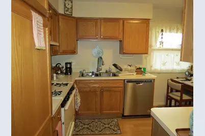 6829 Roberts Drive, Woodridge, IL 60517 - Photo 17