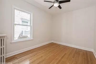 5338 N Luna Avenue, Chicago, IL 60630 - Photo 11