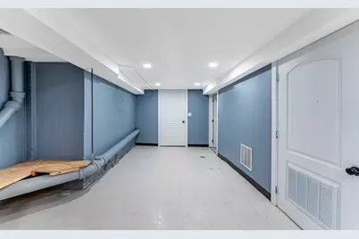 5436 W Fullerton Avenue, Chicago, IL 60639 - Photo 13