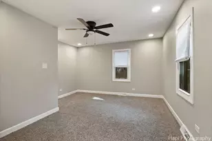 2610 S Thomas Ct, McHenry, IL 60051 - Photo 11