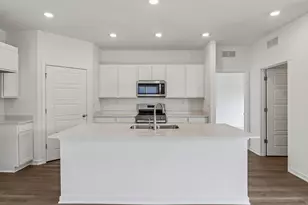 819 Mesa Ln, Pingree Grove, IL 60140 - Photo 15