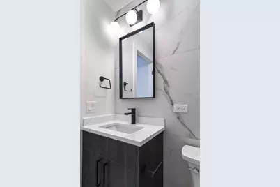 4246 N Kimball Avenue, Chicago, IL 60618 - Photo 13