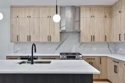 4246 N Kimball Avenue, Chicago, IL 60618 - Photo 3