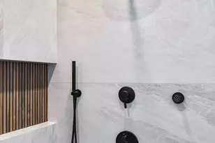 4246 N Kimball Ave, Chicago, IL 60618 - Photo 15