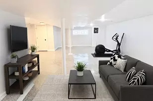 8640 S Blackstone Ave, Chicago, IL 60619 - Photo 9