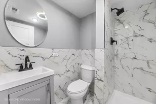 8640 S Blackstone Ave, Chicago, IL 60619 - Photo 15