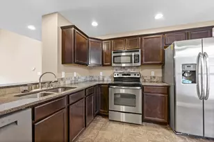 2521 Pembrook Point, Champaign, IL 61821 - Photo 11