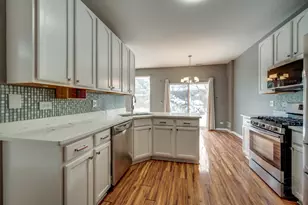 4055 Blackstone Dr, Aurora, IL 60504 - Photo 15