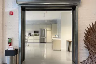 3921 N Elston Ave, Chicago, IL 60618 - Photo 13