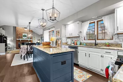 [Address not provided], Aurora, IL 60506 - Photo 11