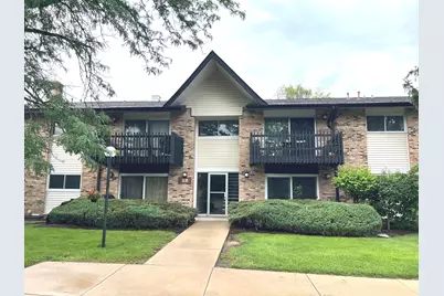 5B Kingery Quarter #107, Willowbrook, IL 60527 - Photo 1