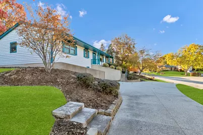 1405 Surrey Lane, Algonquin, IL 60102 - Photo 5