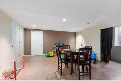 9435 Central Park Avenue, Evanston, IL 60203 - Photo 37