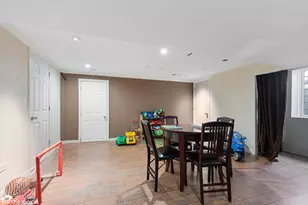 9435 Central Park Ave, Evanston, IL 60203 - Photo 37