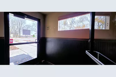 756 W Jeffery Street, Kankakee, IL 60901 - Photo 3