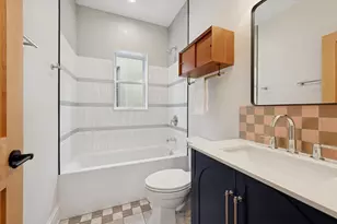 2337 W Belden Ave, Chicago, IL 60647 - Photo 39