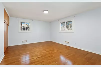 713 Lois Place, Joliet, IL 60435 - Photo 9