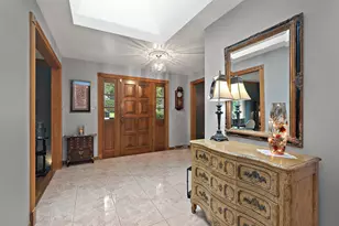 590 Timber Ln, Frankfort, IL 60423 - Photo 9