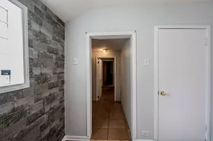 9810 Menard Ave, Oak Lawn, IL 60453 - Photo 9