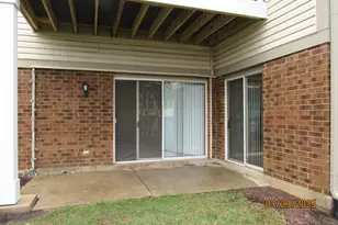 1735 Chesapeake Ln, Schaumburg, IL 60193 - Photo 25