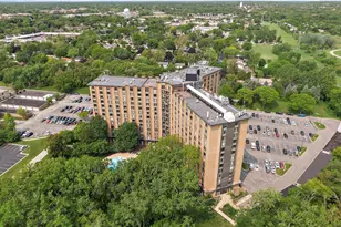 1 Renaissance Pl, Palatine, IL 60067 - Photo 25