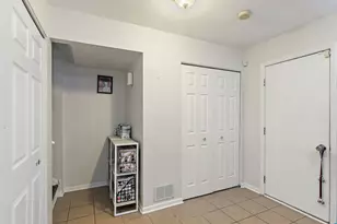 361 Holiday Ln, Hainesville, IL 60073 - Photo 17